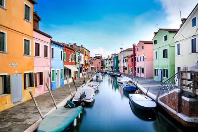 Business in Venice Luxury Female Escorts in Venice