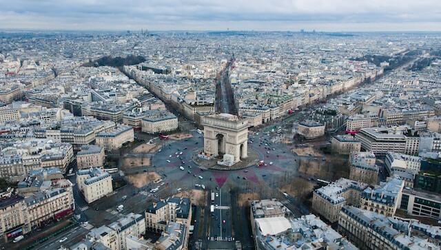 Weather in Paris Luxury Escorts in Paris