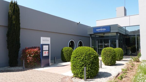Caen Hotel High-End Escorts in Caen