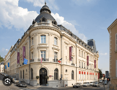 Le Mans Hotel Elite Le Mans Escorts