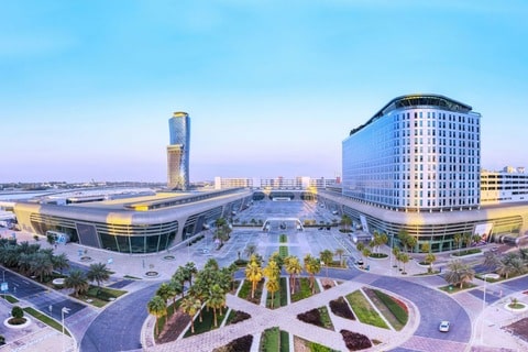 Abu Dhabis Role as a Diverse Economic Hub Luxury Escorts in Abu Dhabi