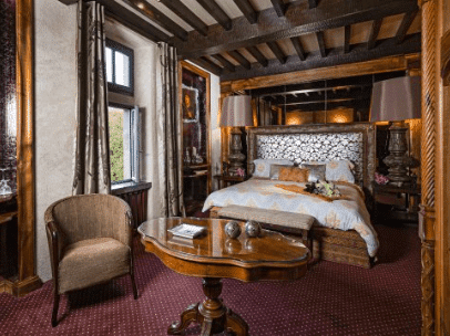 Hotel in Clermont Ferrand min Elite Escorts in Clermont-Ferrand