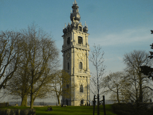 Exploring Historic Mons
