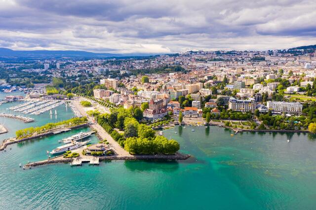 Swish weather in Lausanne