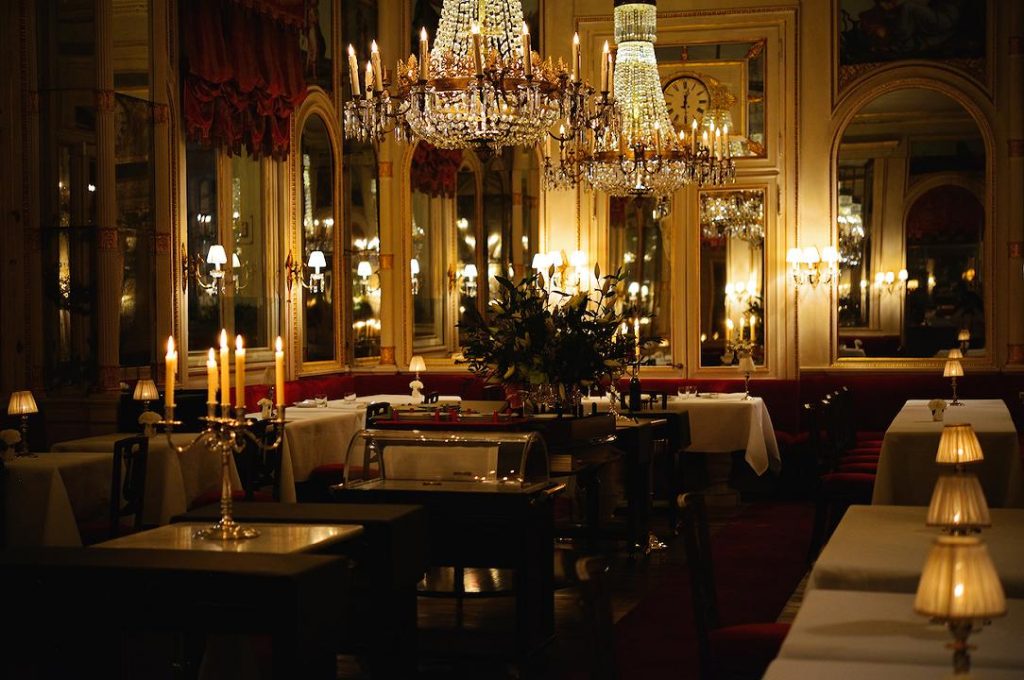 romantic table setup for an intimate dinner date