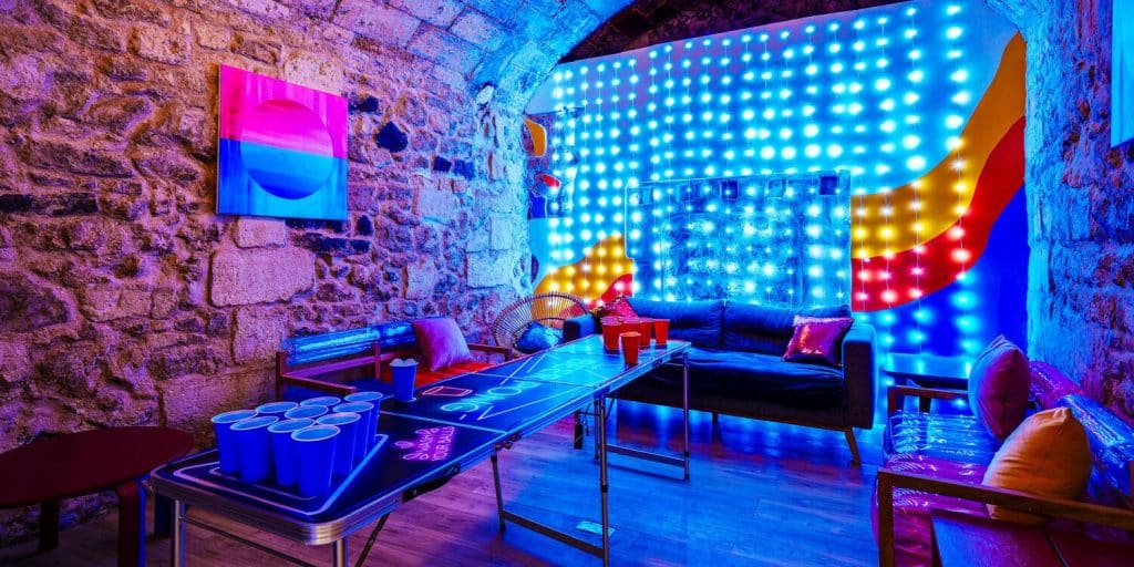 Le Cube Bar VIP Escorts in Esch-Sur-Alzette