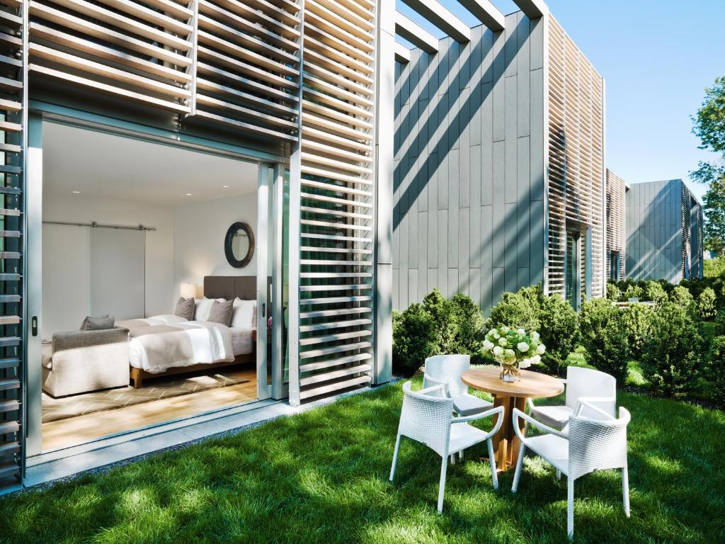 Topping Rose House The Hamptons GFE