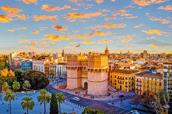 Mediterranean Climate Valencia in Every Season​ High-End VIP Companions in Valencia